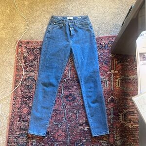 Brand New Closed High Waist Slim Leg Jeans in Size 25.